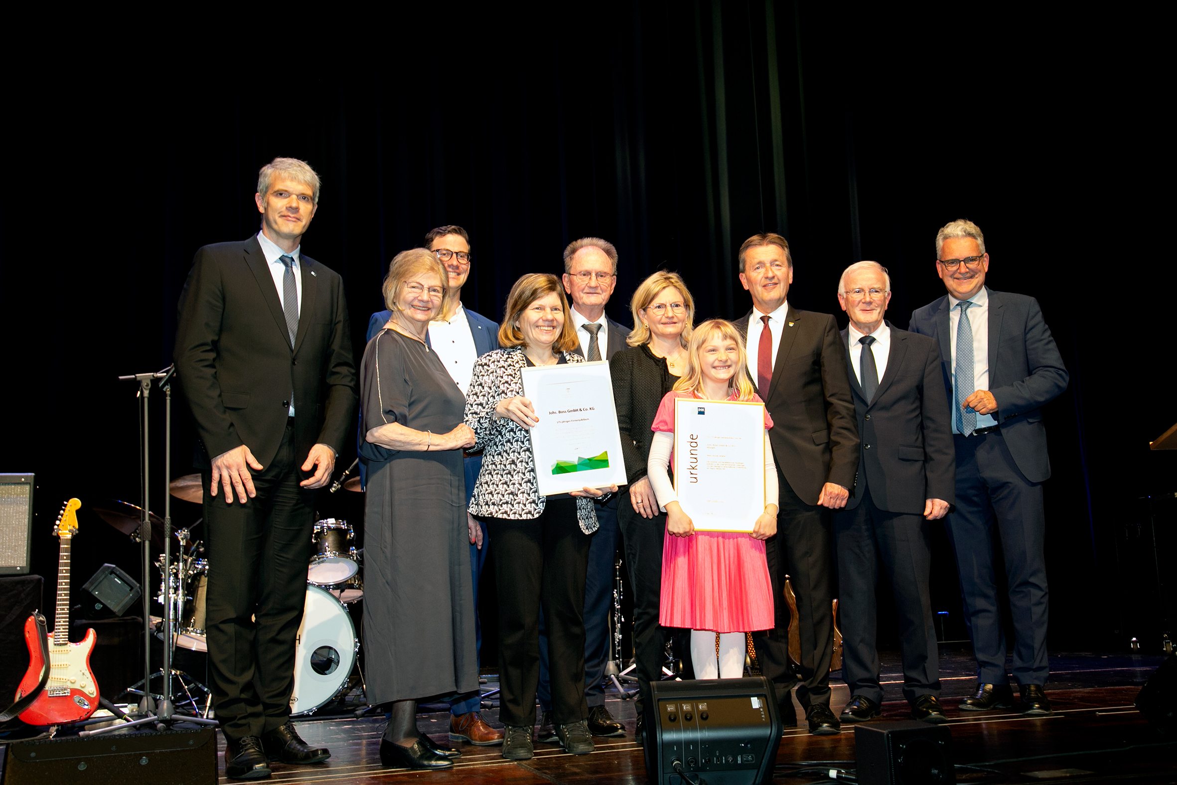 1734671773864277.jpg Pressebild-Joh.Boss175Jahre13.jpg